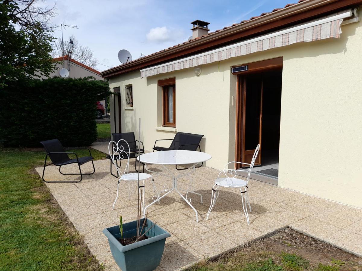 La Belle Maisonnette Montmorillon Eksteriør billede